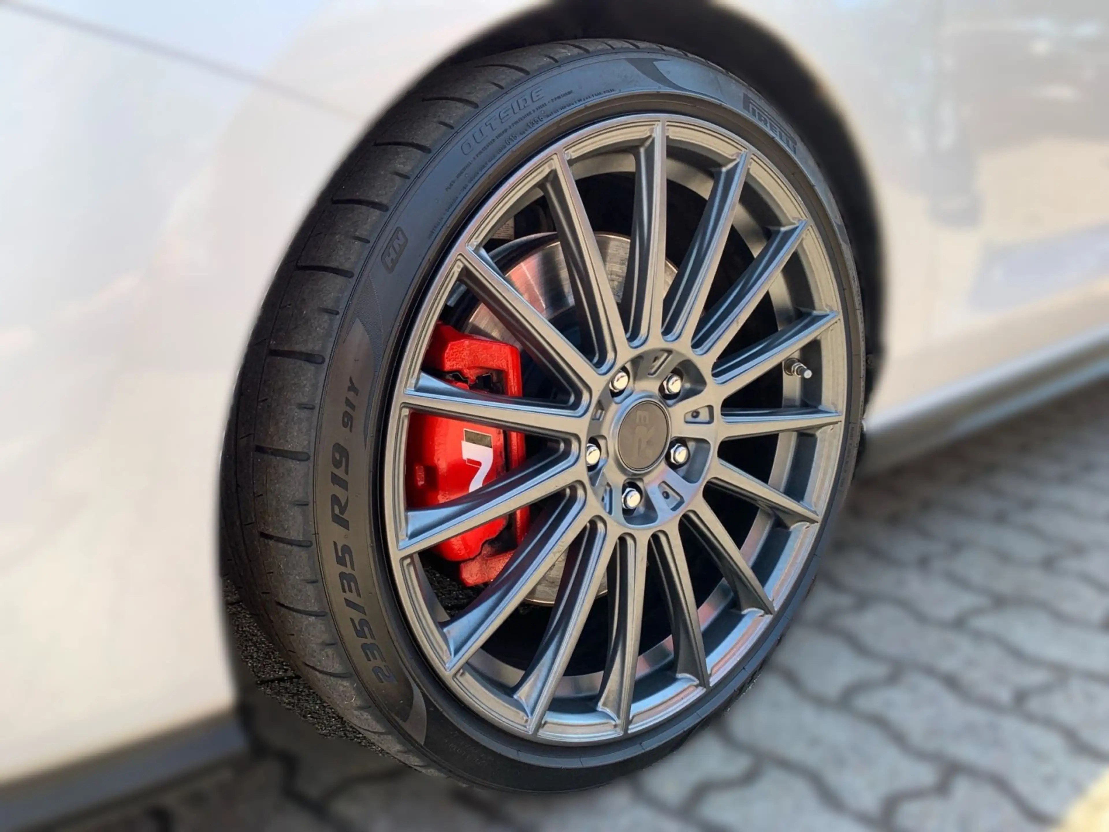 Hyundai i30 Fastback 2.0 T-GDI N Performance — photo 9