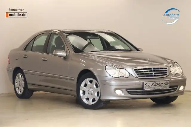 Mercedes-Benz C 200 K 163PS 5G Elegance Leder SHZ 1.Hand