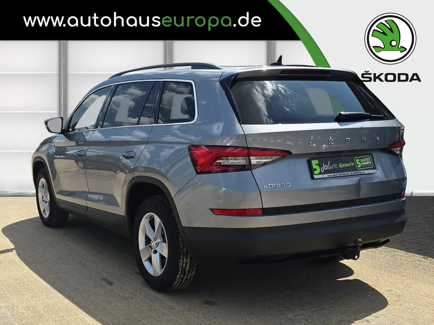 Skoda Kodiaq 1.5 TSI ACT Ambition AHK KlimaA SmartLink SHZ behe Grau - 2