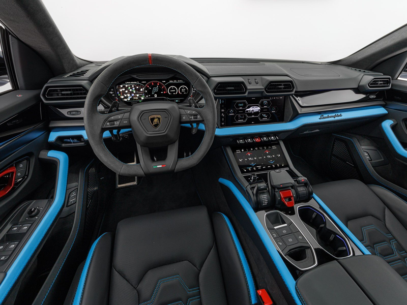 Lamborghini Urus SE — photo 8