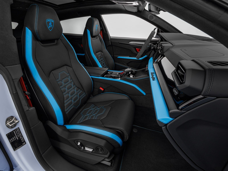 Lamborghini Urus SE — photo 11