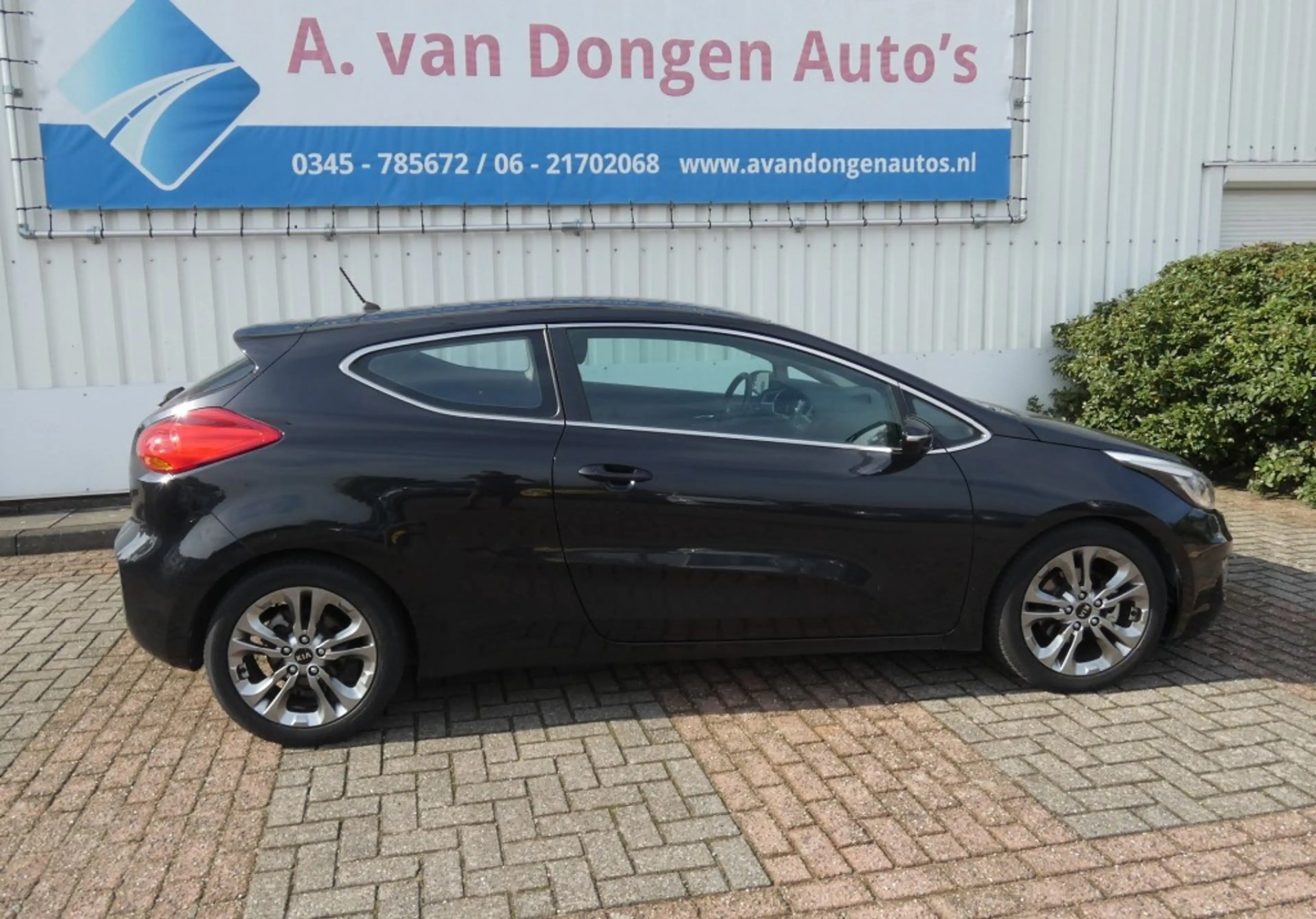 Kia Ceed / cee'd 1.6 GDI 20TH ANNIVERSARY,Airco,Cruise,Bltooth,Navi — photo 6