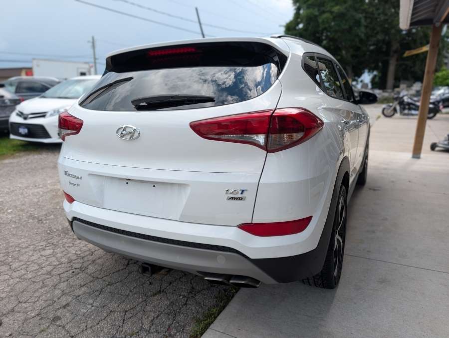 2017 Hyundai Tucson SE — снимка 1