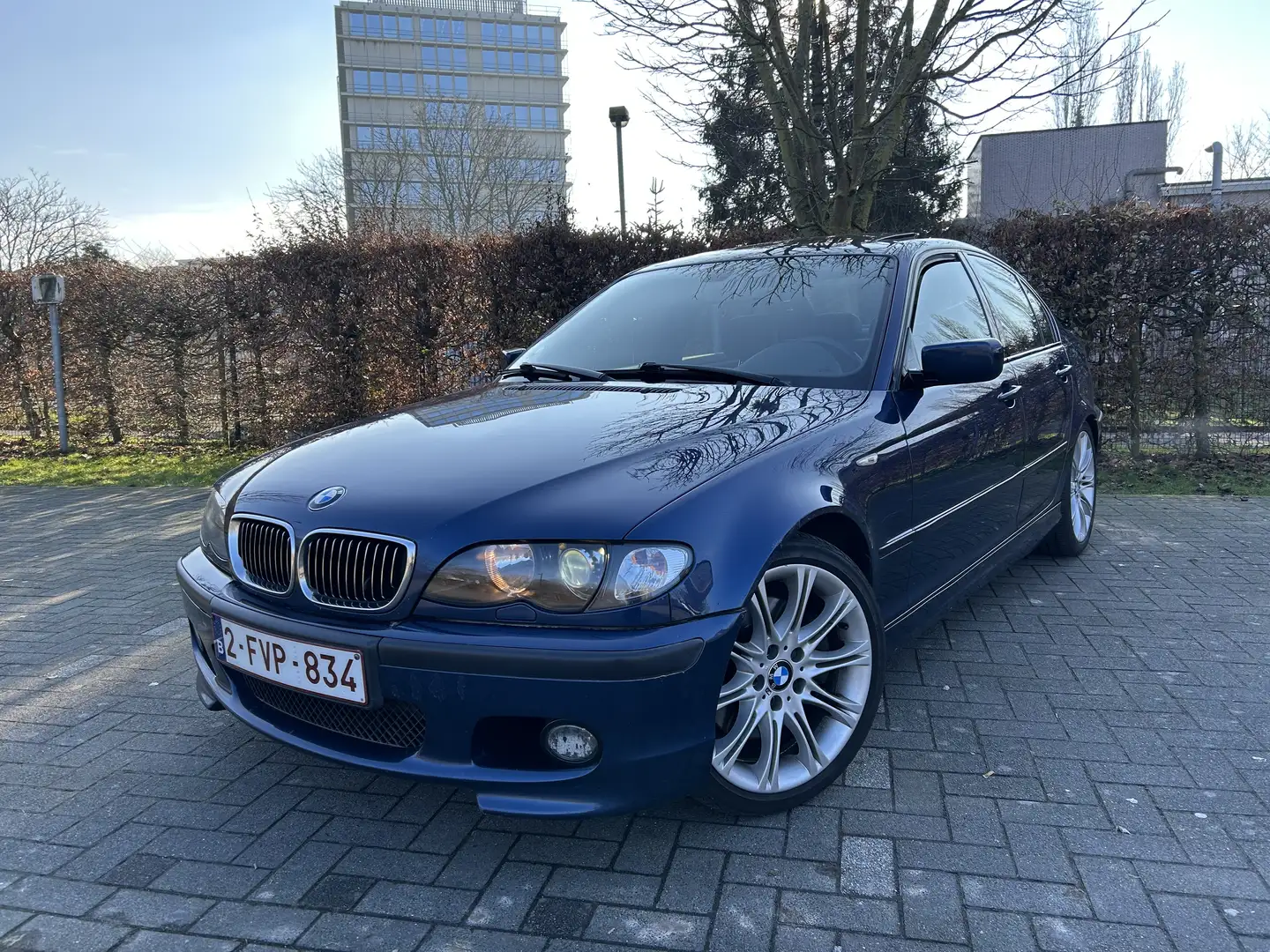 BMW 330 E46 330i Bleu - 2