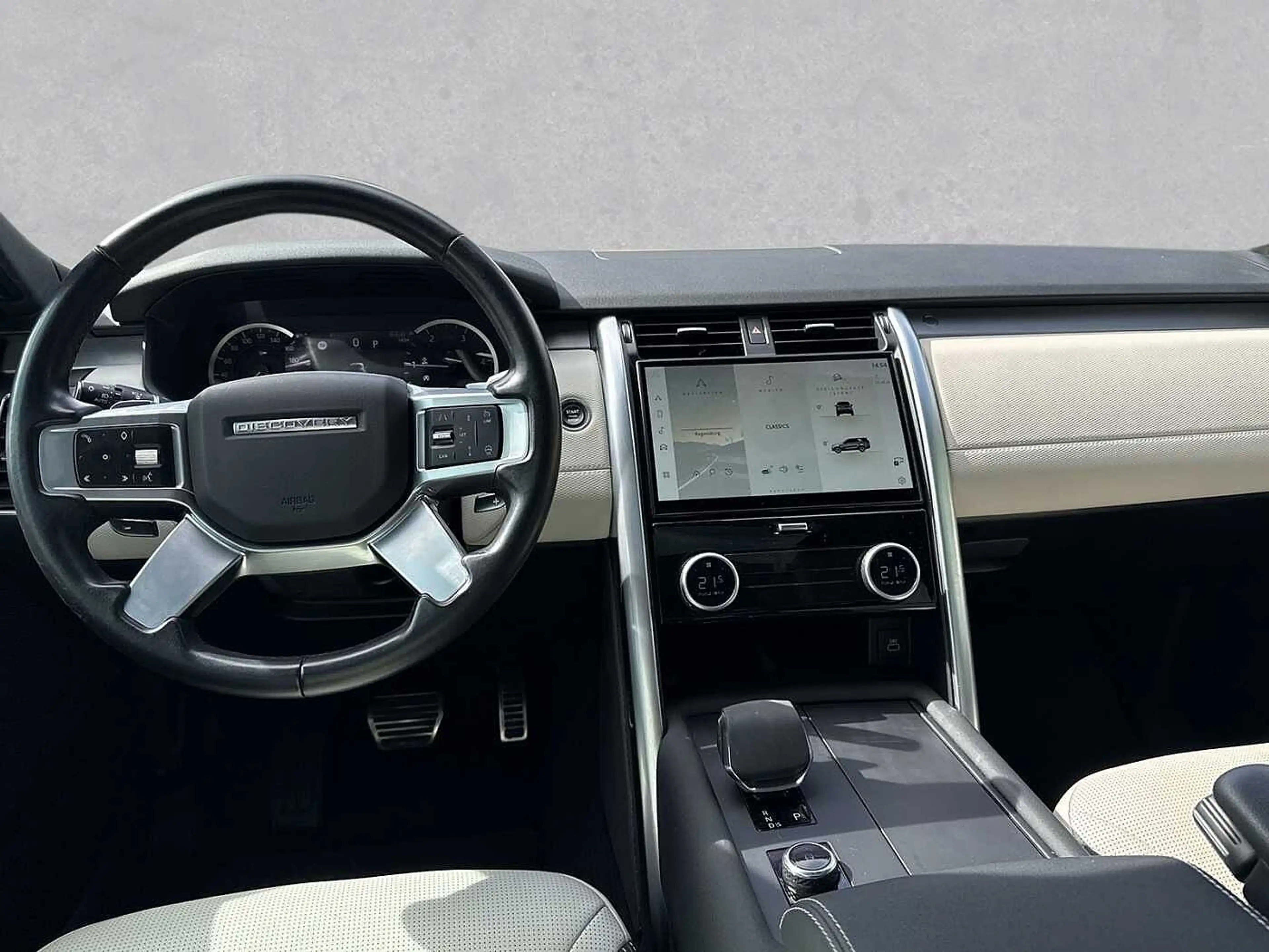 Land Rover Discovery D250 R-Dynamic SE — photo 4