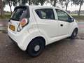 Chevrolet Spark 1.0 16V LS Bi-Fuel Weiß - thumbnail 4
