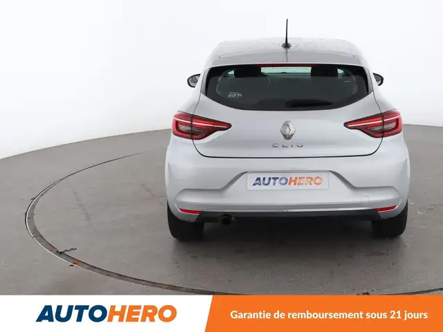 Renault Clio view 5