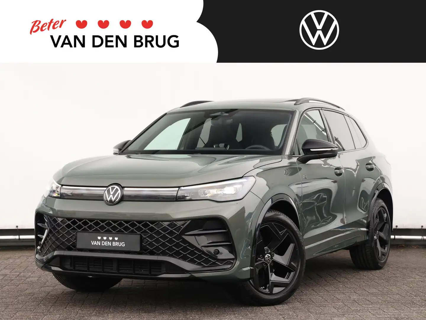 Volkswagen Tiguan 1.5 eTSI R-Line Edition 150pk DSG | LED Plus | Pan Groen - 1