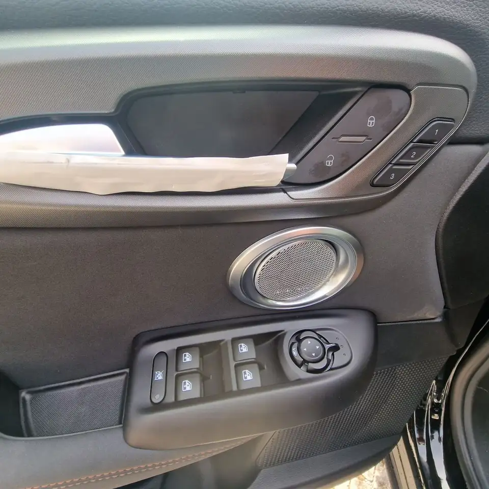 Alfa Romeo Tonale 2025 — фото 14