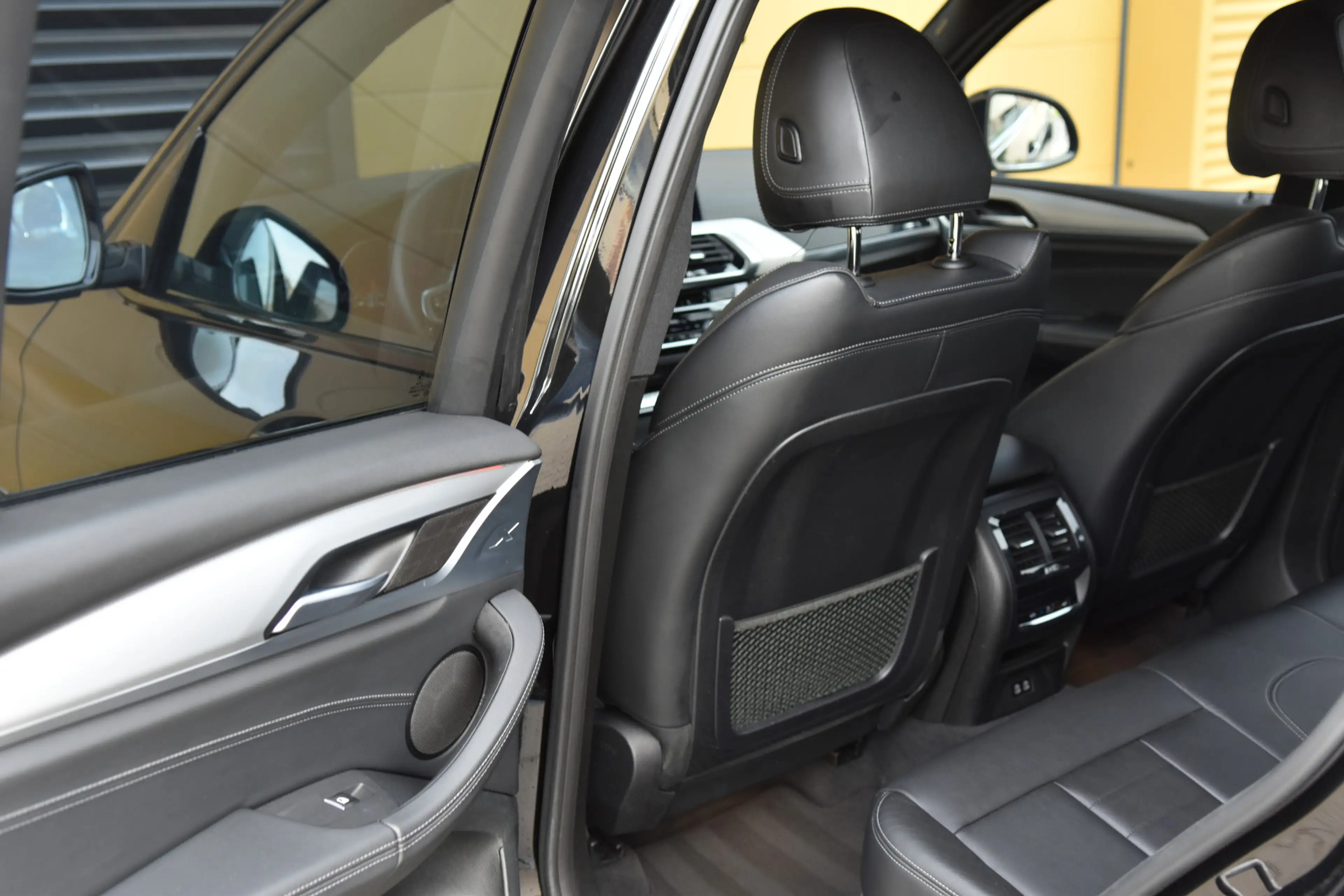 BMW X3 S-Drive 20i Launch Edition High Executive * M-Spor — photo 10
