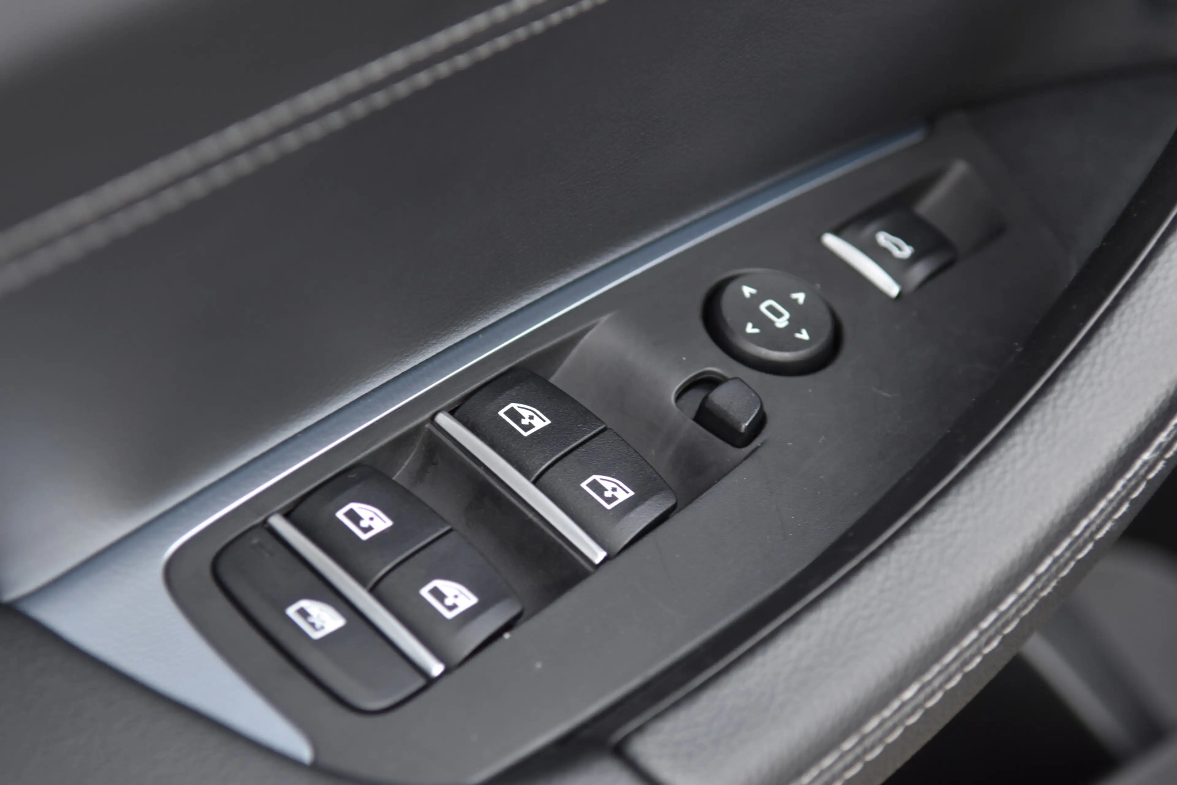 BMW X3 S-Drive 20i Launch Edition High Executive * M-Spor — photo 30