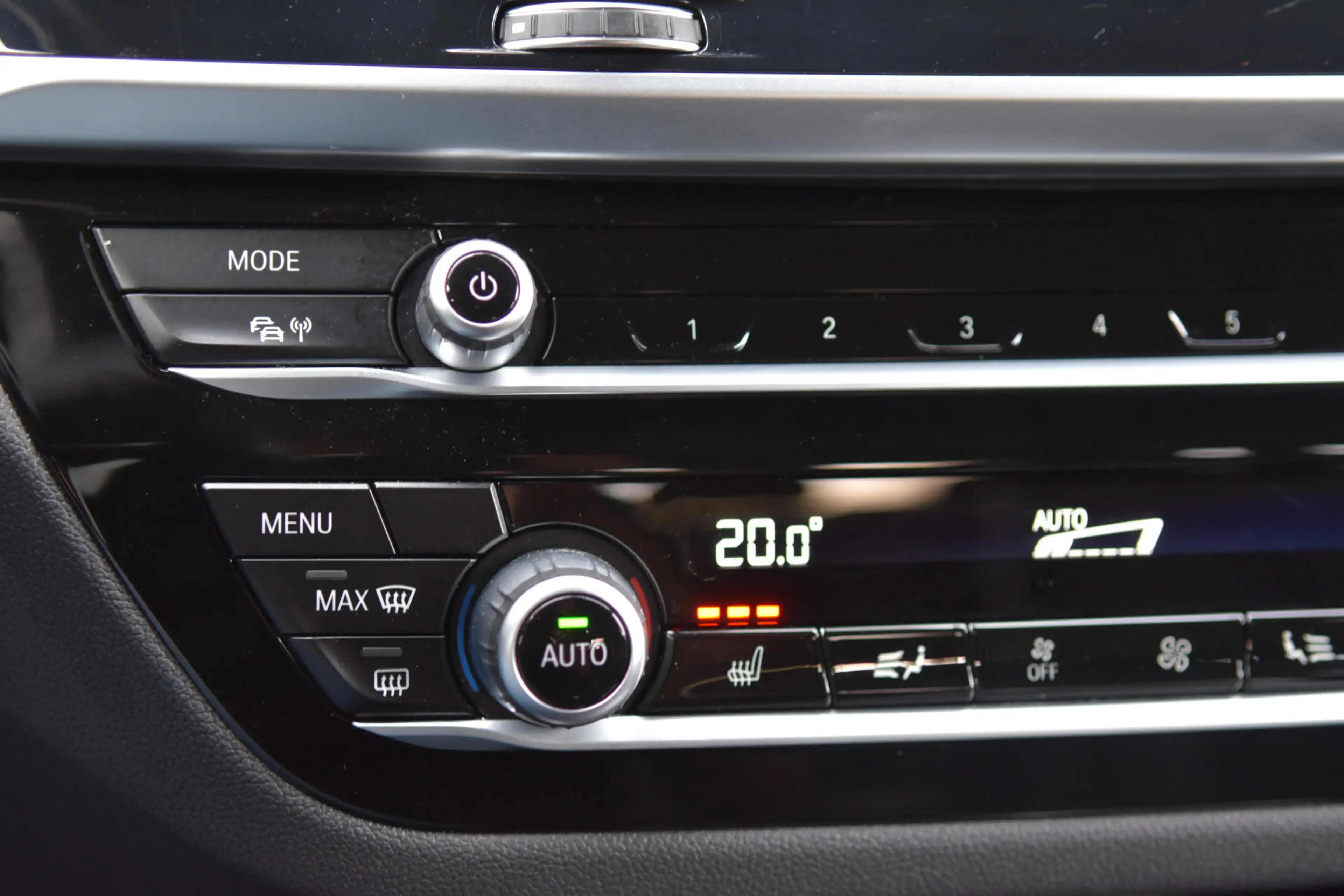 BMW X3 S-Drive 20i Launch Edition High Executive * M-Spor — photo 34