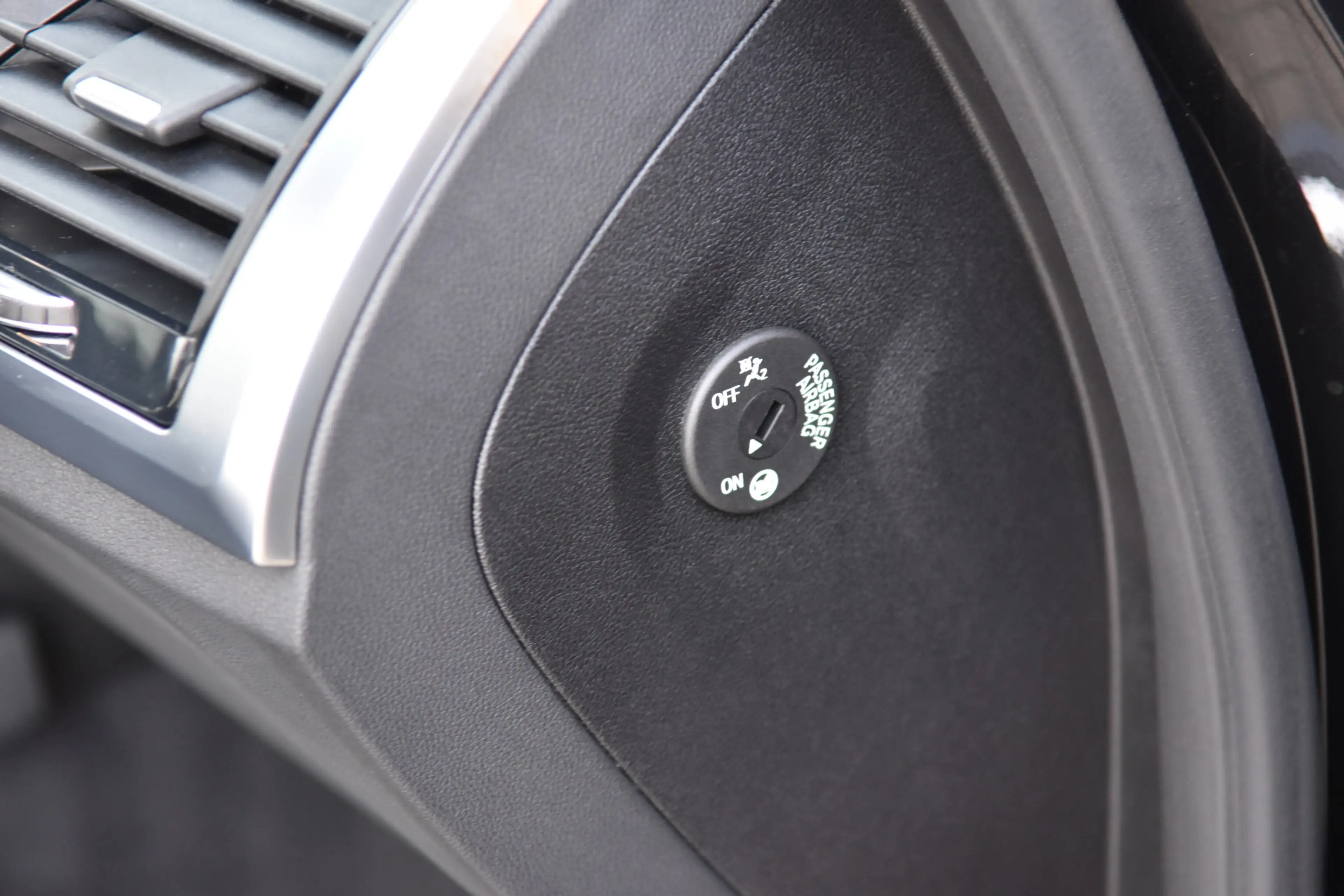 BMW X3 S-Drive 20i Launch Edition High Executive * M-Spor — photo 35