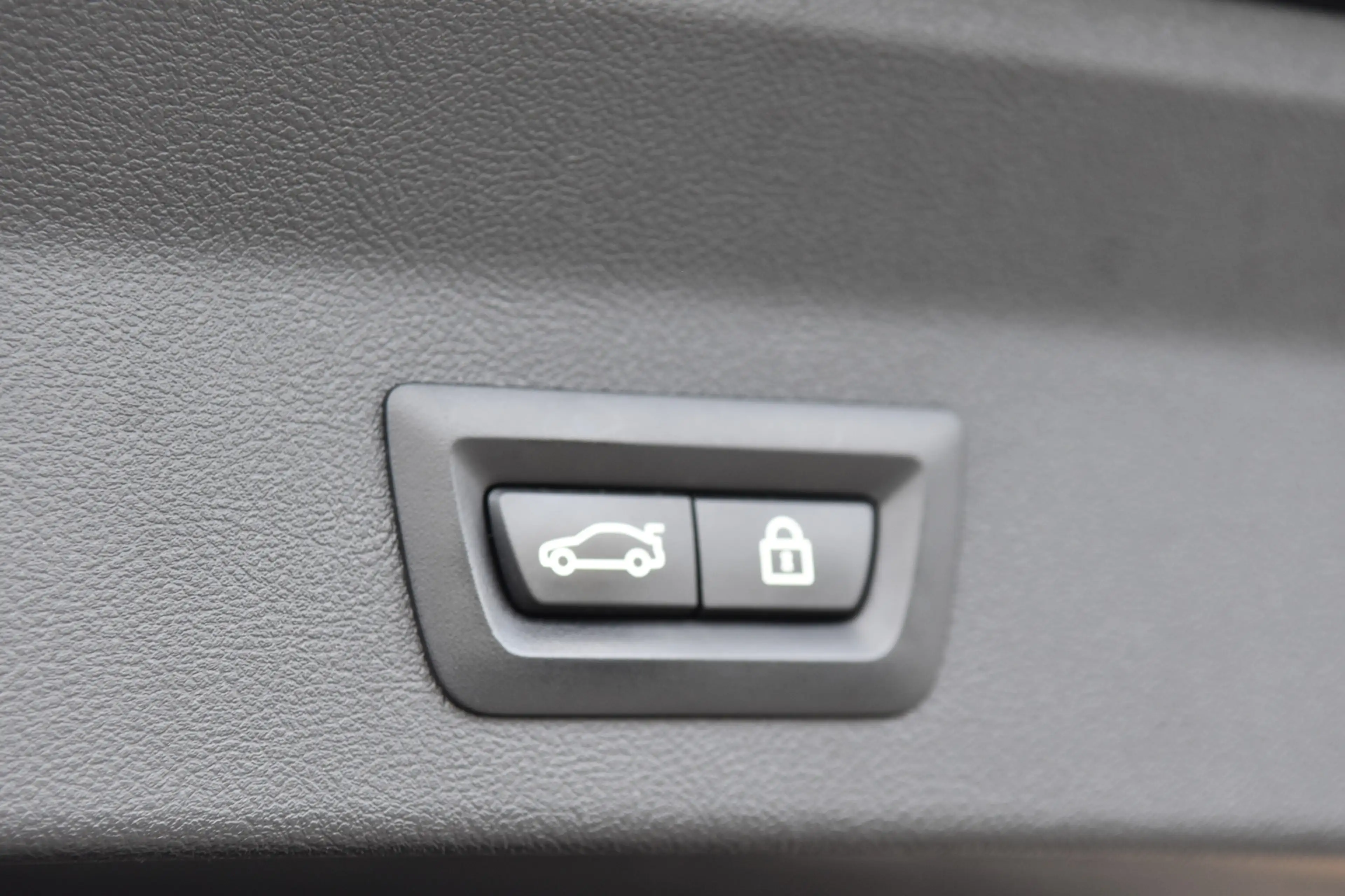 BMW X3 S-Drive 20i Launch Edition High Executive * M-Spor — photo 36