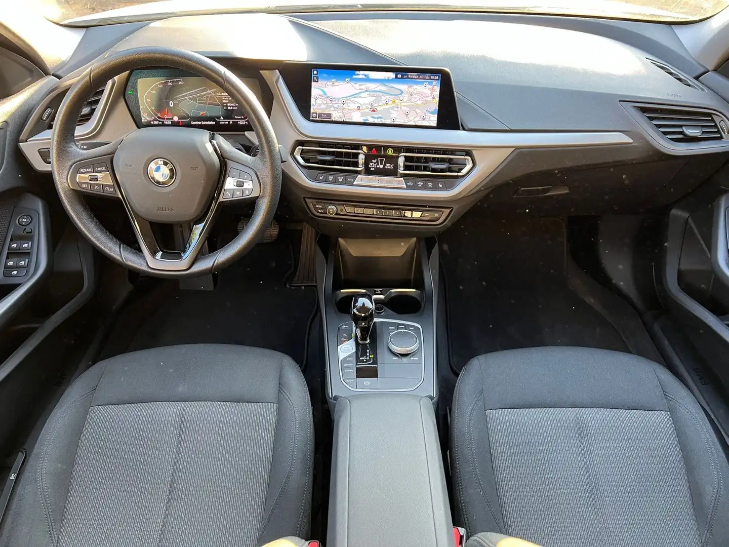 BMW 116 d Autom. LED PDC Active Guard plus WiFi DAB Blanc - 2
