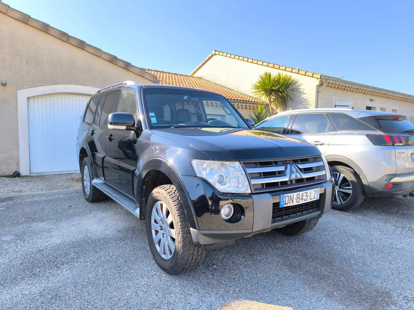 Mitsubishi Pajero Pajero long 3.2 DI-D Instyle A Negro - 1