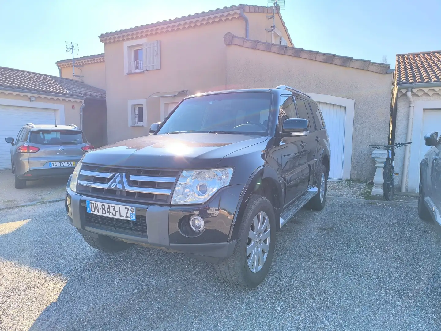 Mitsubishi Pajero Pajero long 3.2 DI-D Instyle A Negro - 2
