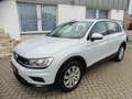 Volkswagen Tiguan 1,4 Trendline*LED*NAVI*AHK*PDC*SHZ... Weiß - thumbnail 1