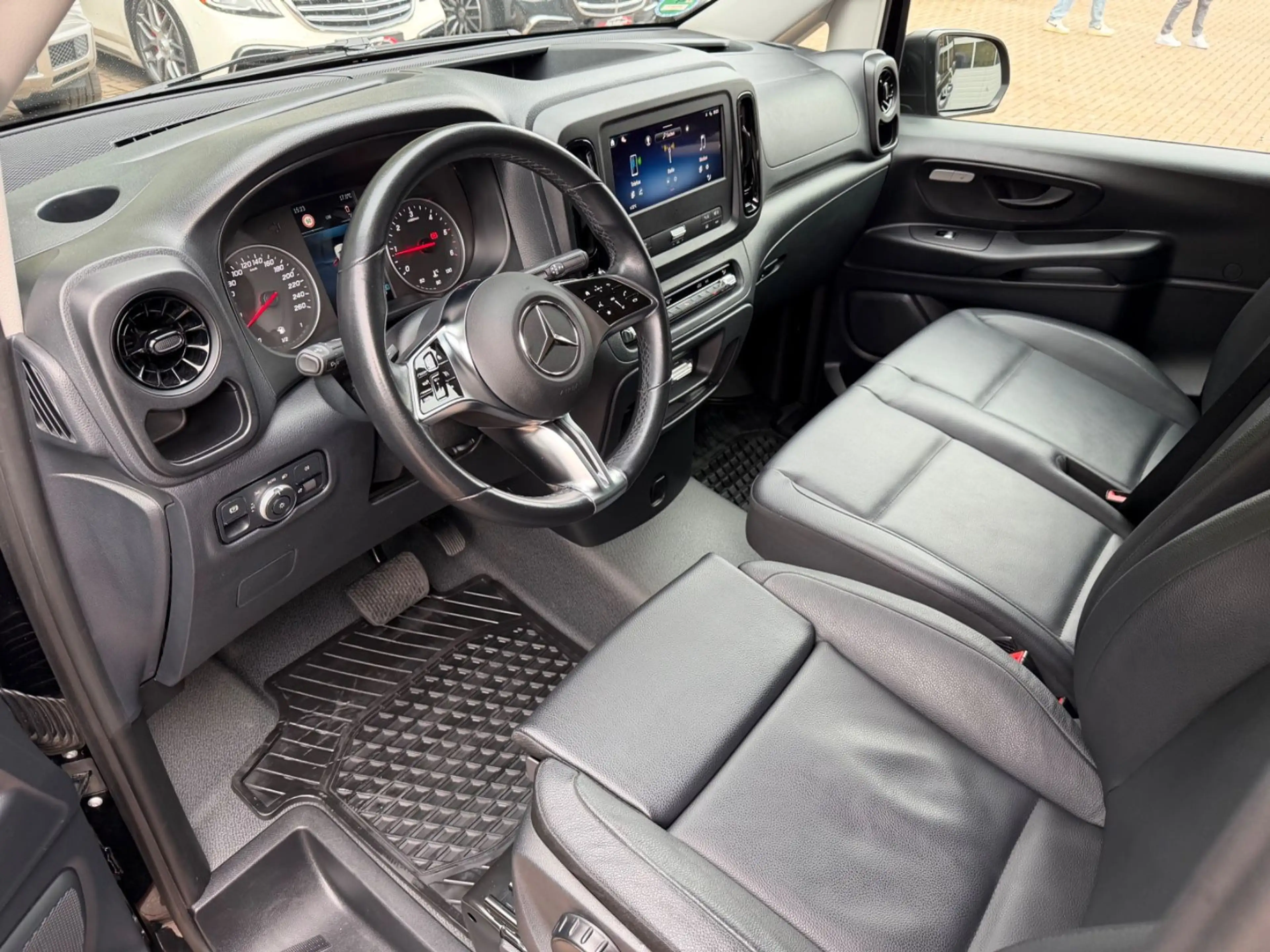 Mercedes-Benz Vito Mixto 116 CDI RWD lang PRO 1.Hand — photo 8
