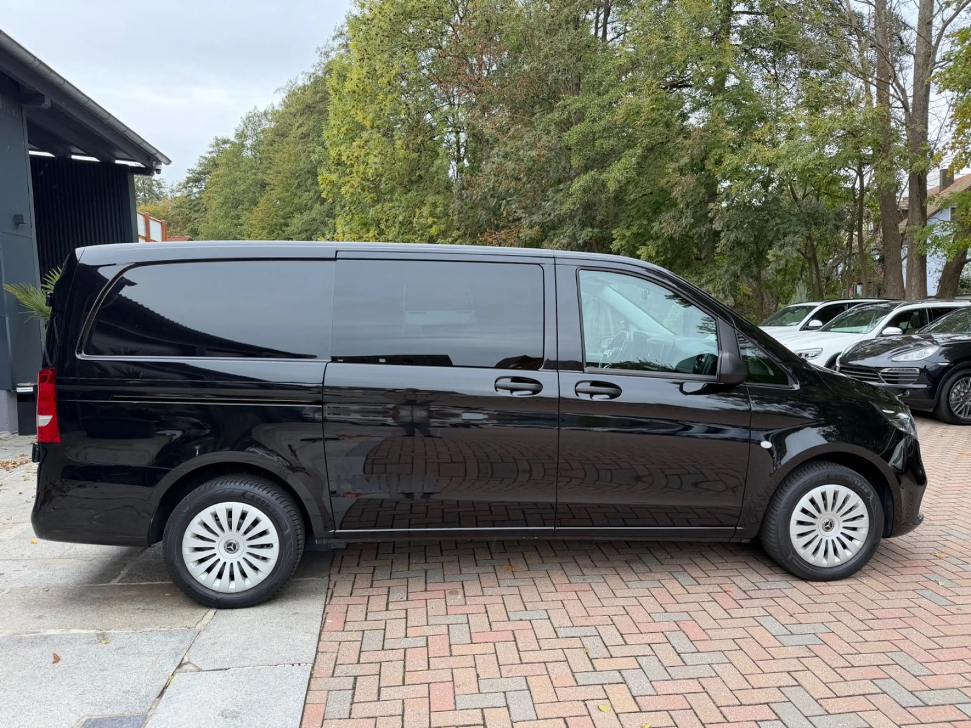 Mercedes-Benz Vito Mixto 116 CDI RWD lang PRO 1.Hand — photo 4