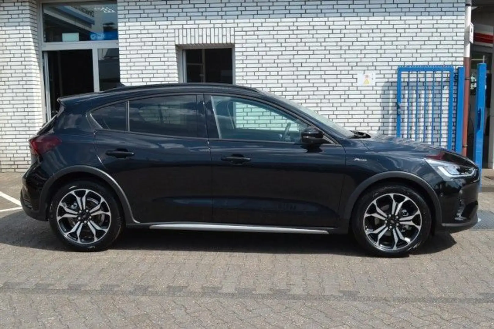 Ford Focus Lim. Active X Kamera LED Alu18" Bang&Olufs Schwarz - 2