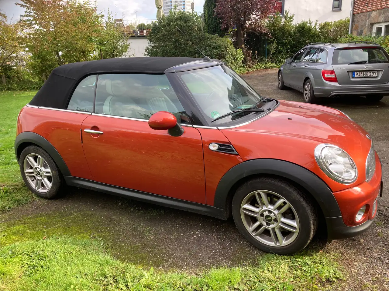 MINI Cooper Cabrio Mini Cooper Cabrio — photo 1 of 6