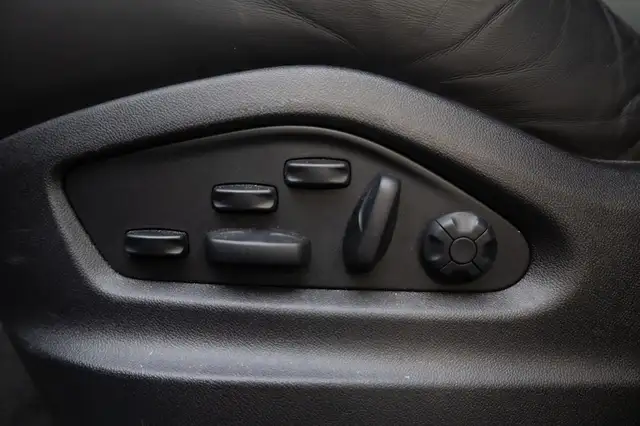 Porsche Cayenne view 7