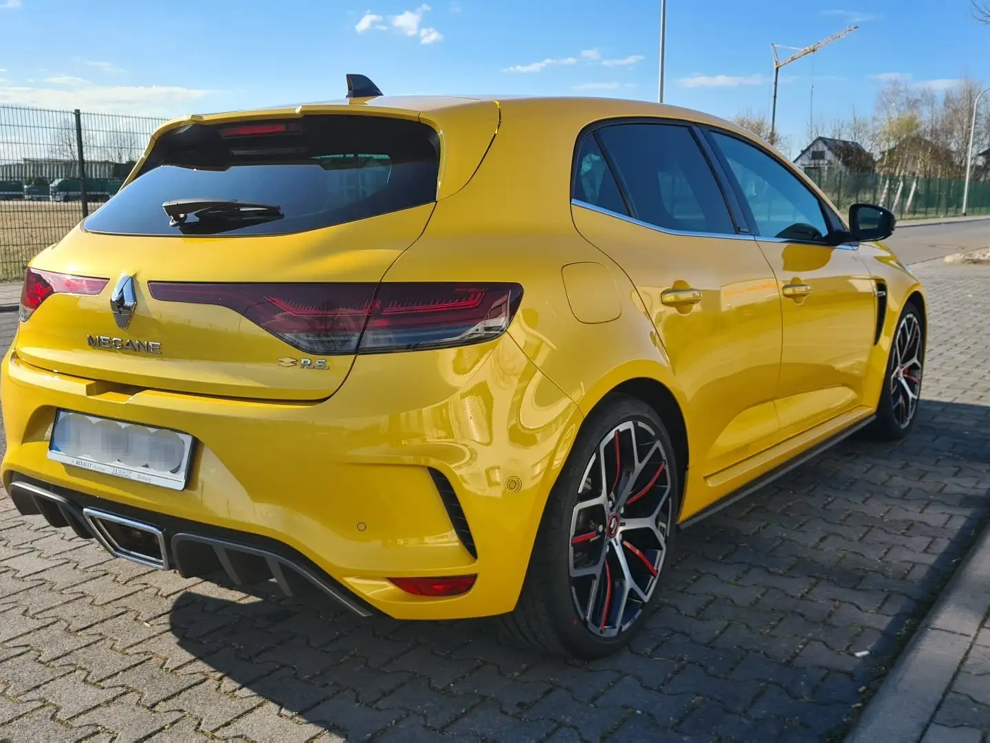Renault Megane R.S. Trophy RECARO/ SIRIUS GELB - 2