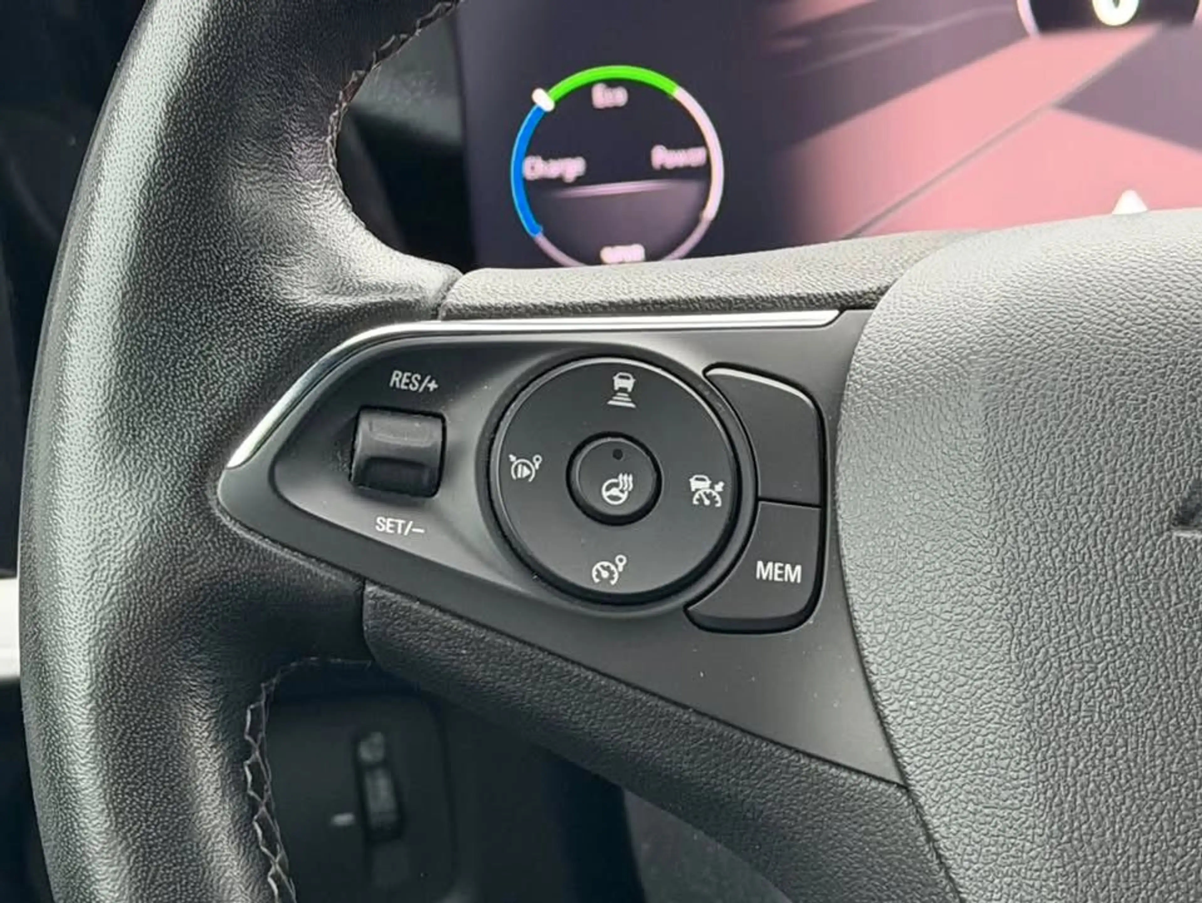 Opel Mokka-E Ultimate 136PS Elektro *ALCANTARA*SHZ* — photo 12