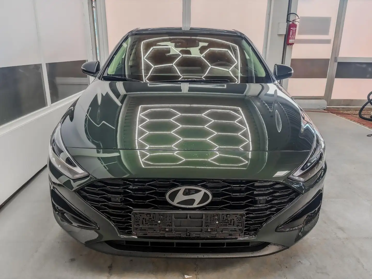 Hyundai i30 STYLE DCT NAVI WP ALU LED RFK PDC 1.6 T-GDi DCT... Grün - 2