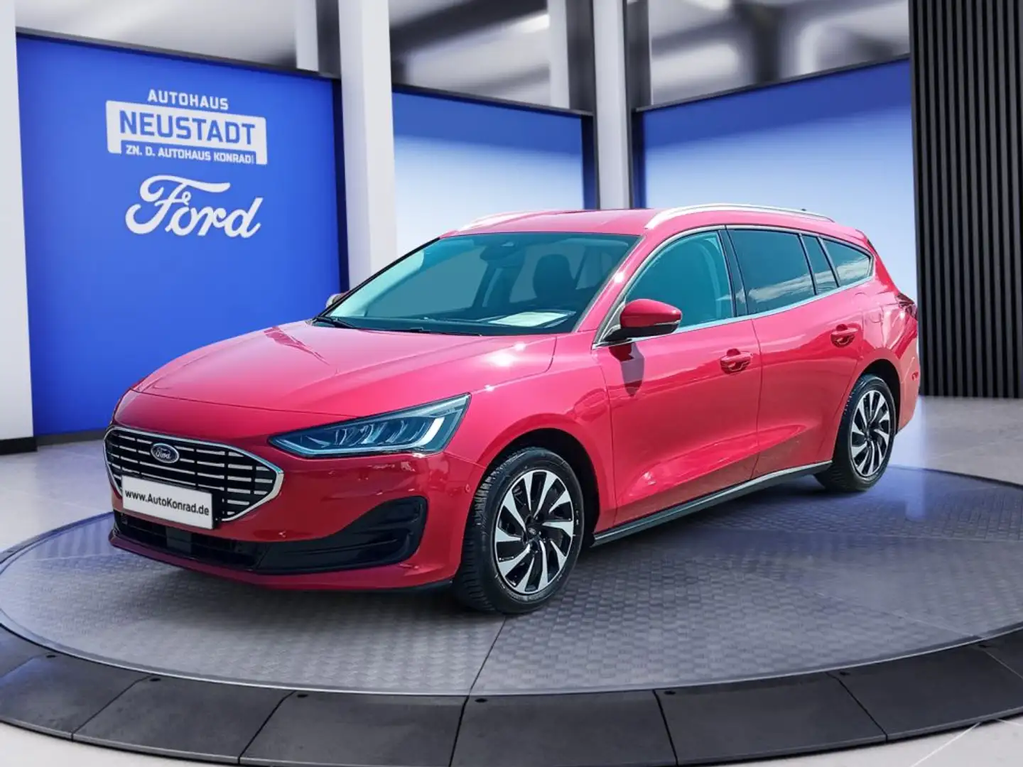 Ford Focus Turnier 1.0 EcoBoost Hybrid Aut. TITANIUM Rot - 1