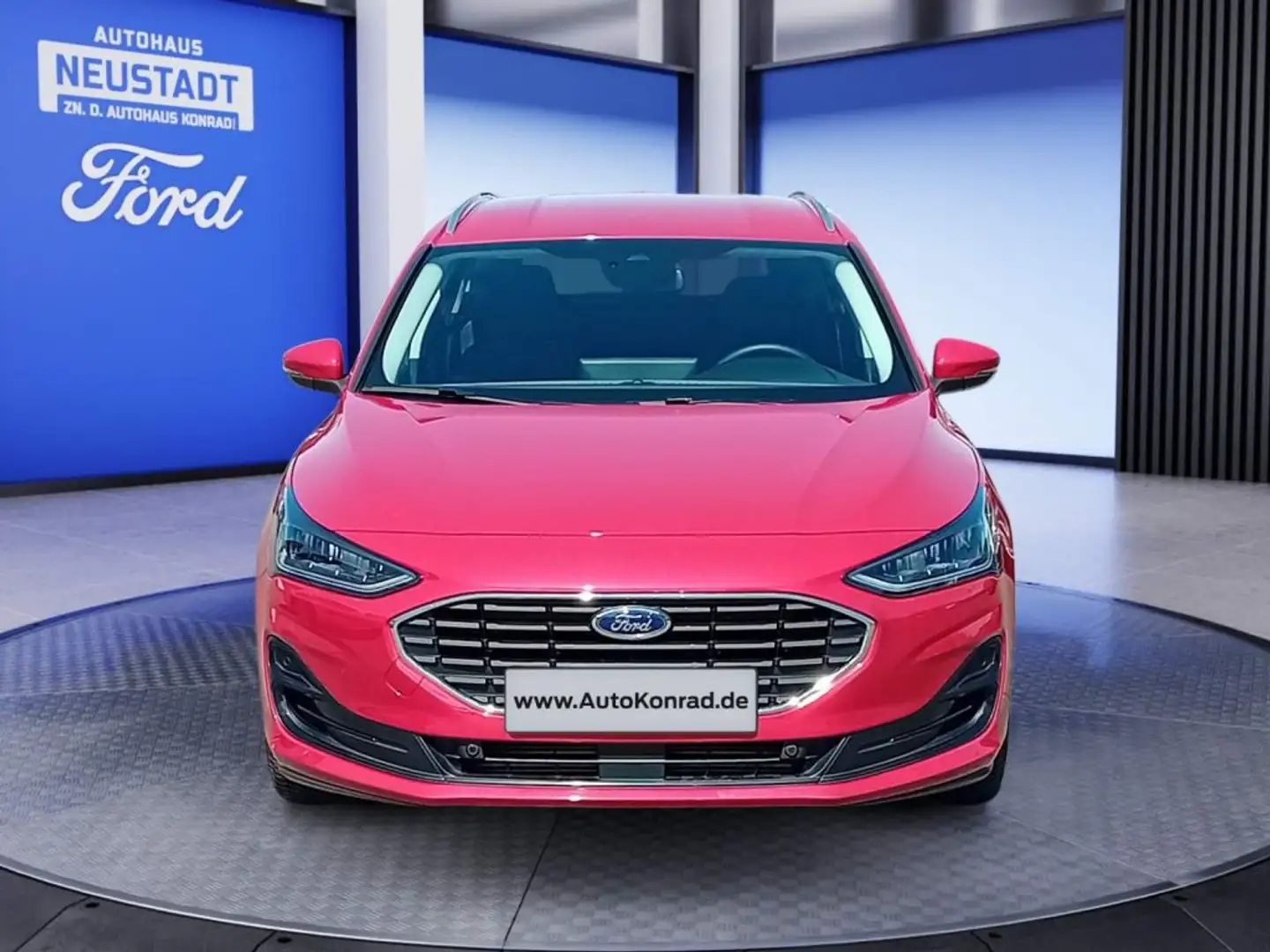 Ford Focus Turnier 1.0 EcoBoost Hybrid Aut. TITANIUM Rot - 2