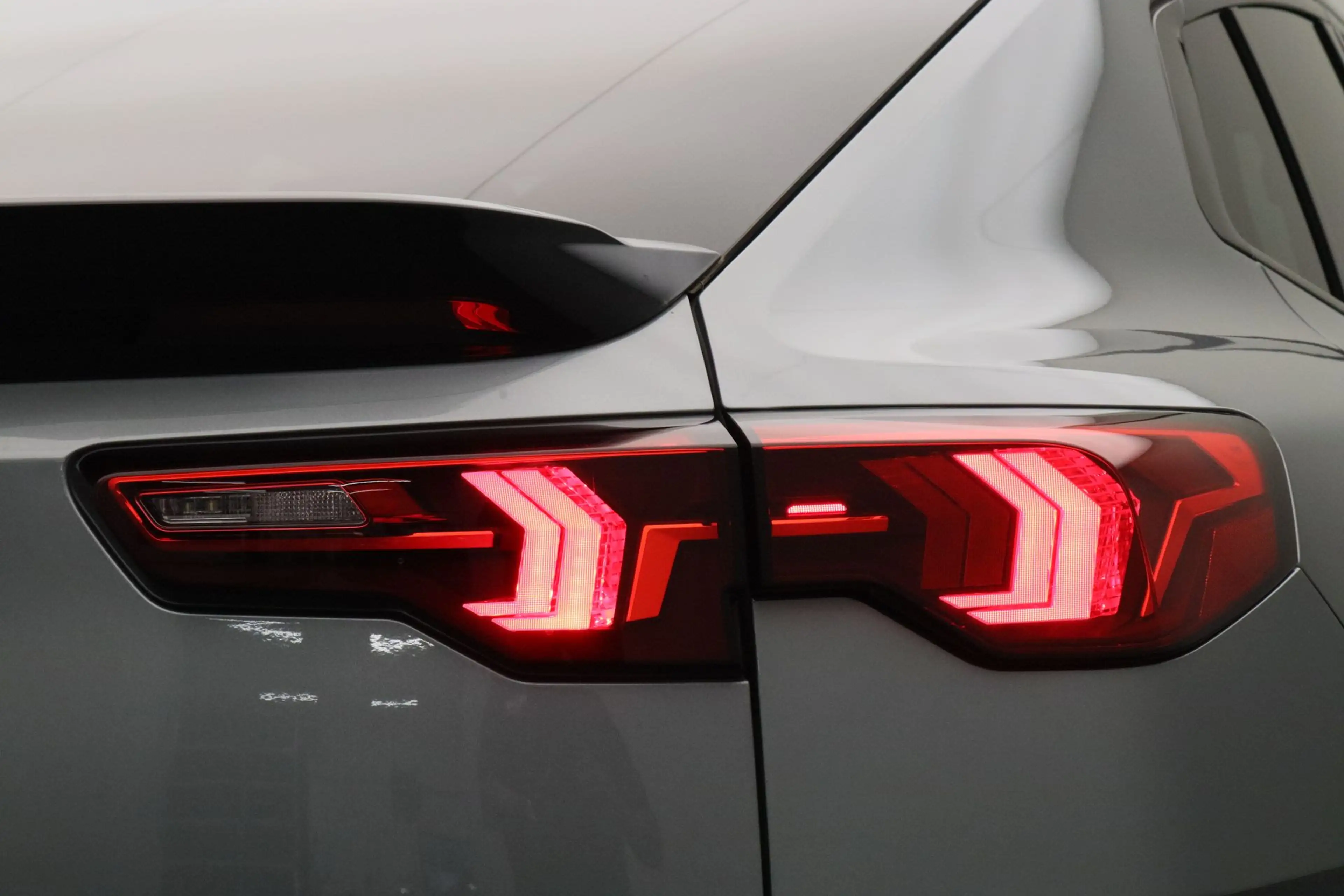 BMW iX2 eDrive20 67 kWh M Sport Edition | M-sport Pro. | M — photo 7