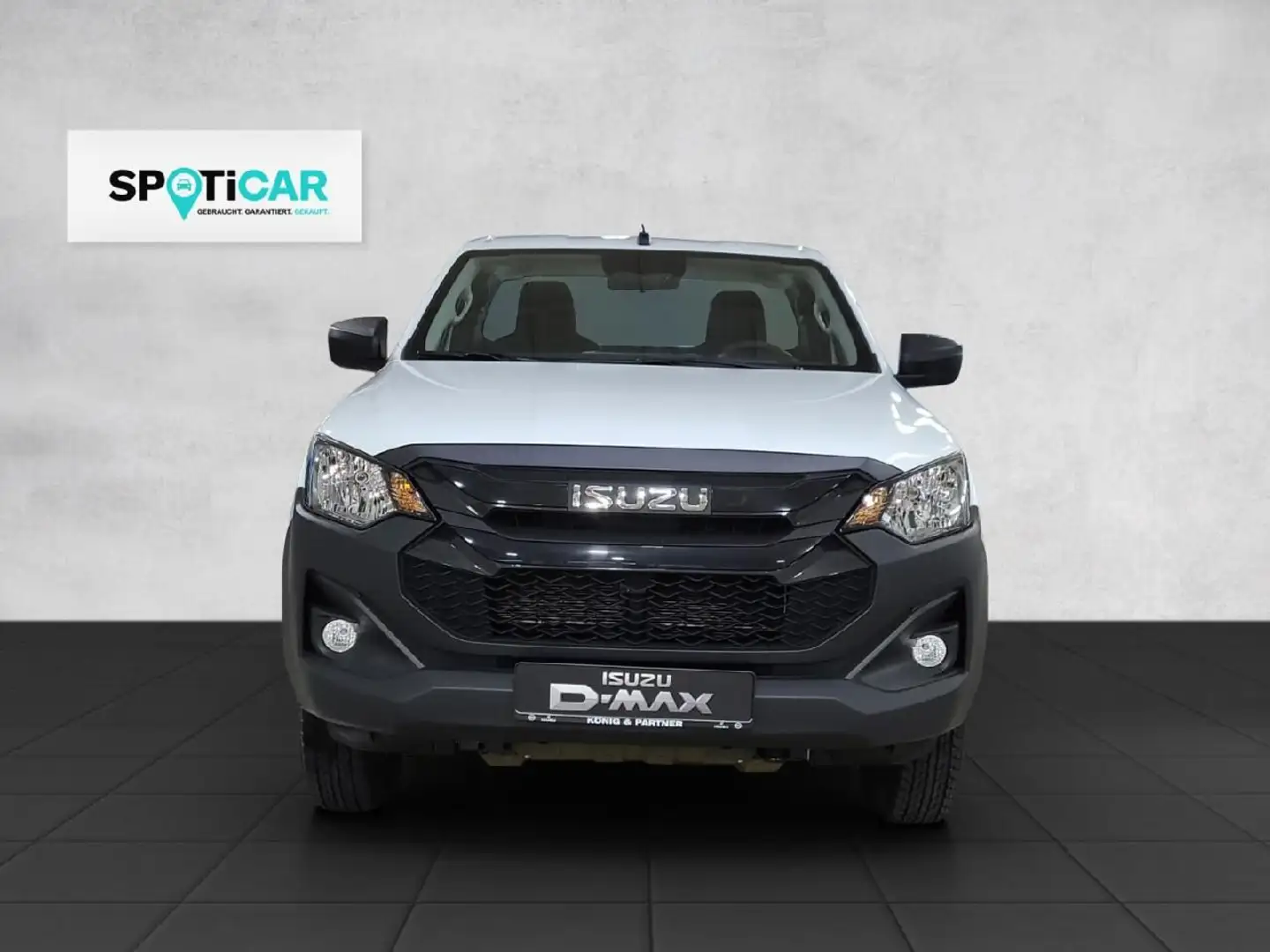 Isuzu D-Max Single Cab 4WD L 120KW/163PS 6AT Белый - 2
