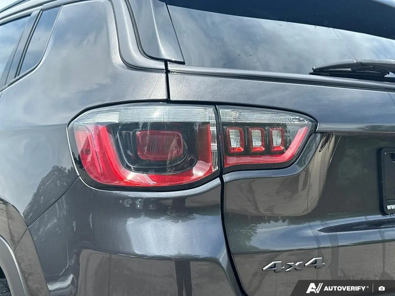 Jeep Compass photo Jeep Compass