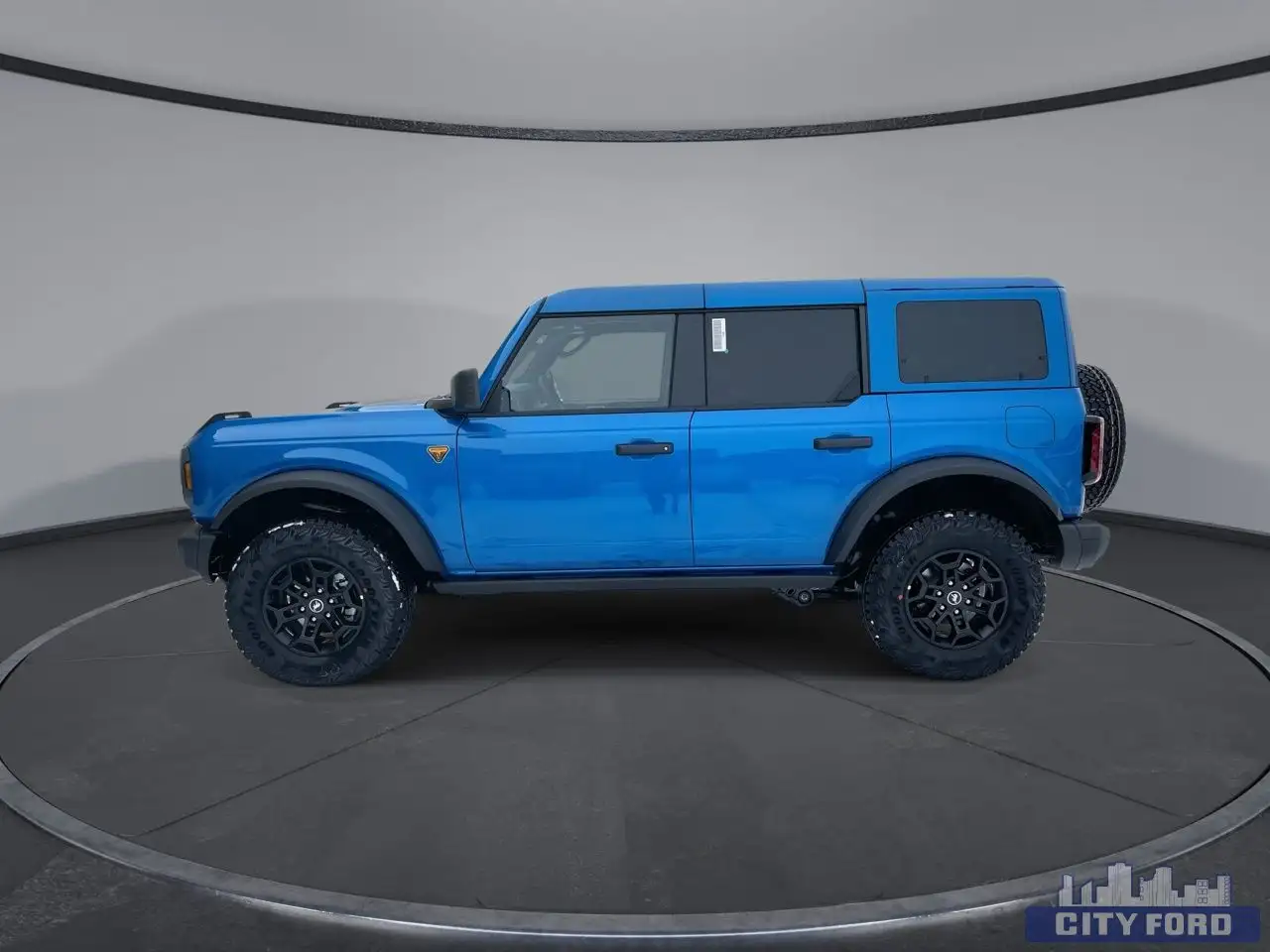 Ford Bronco снимка Ford Bronco