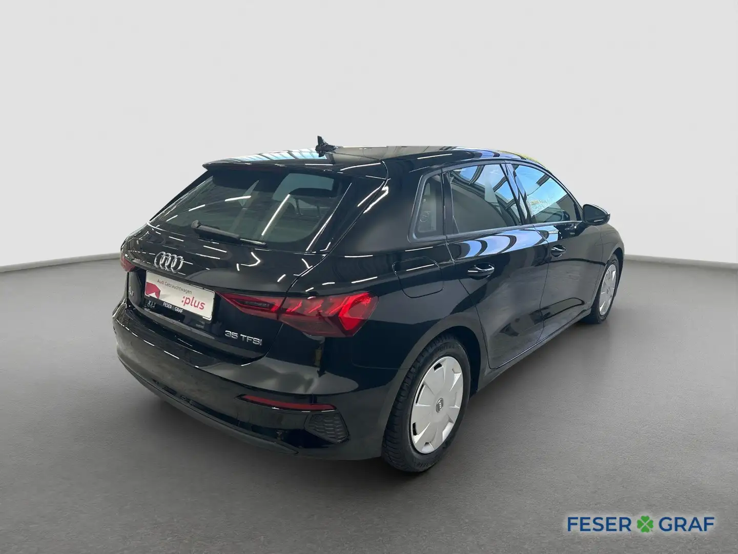 Audi A3 35 TFSI 6-Gang Virtual Navi B&O LED Zwart - 2