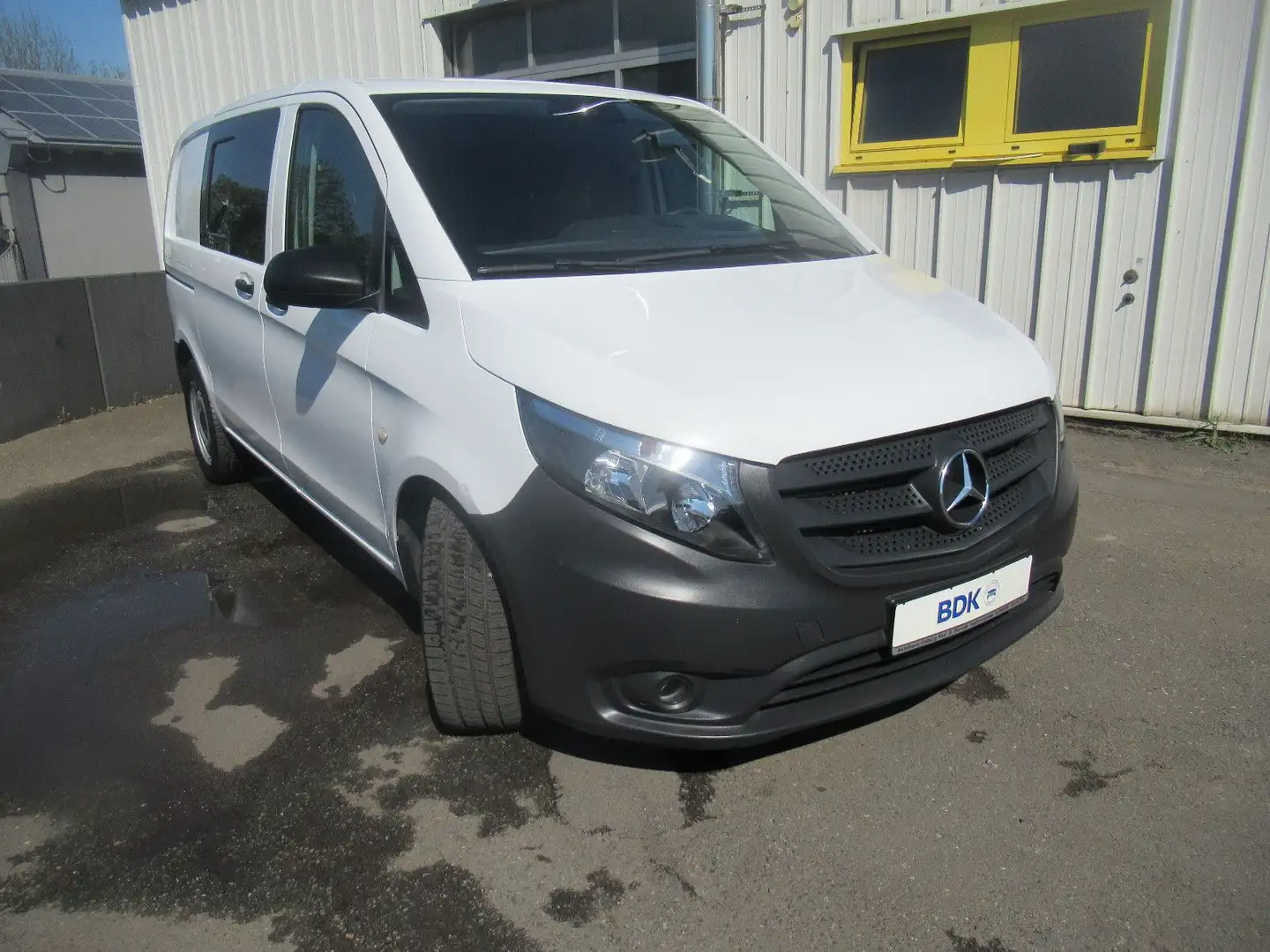 Mercedes-Benz Vito Kasten Schlafvorrüstung Laderaum Wohnmobil Weiß - 2