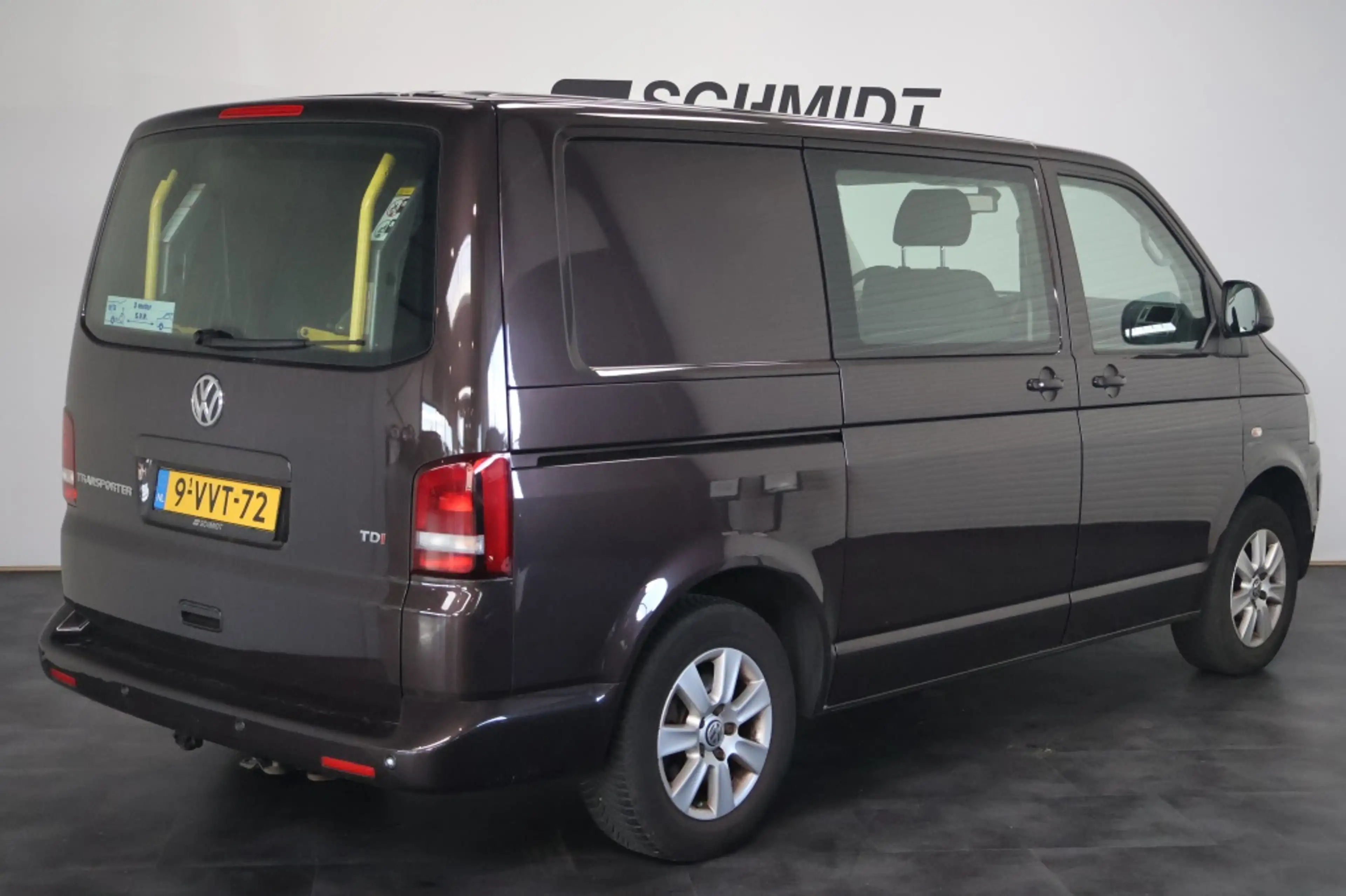 Volkswagen Transporter 2.0 TDI L1H1 DC Rolstoelbus | Volledig aangepast | — photo 3
