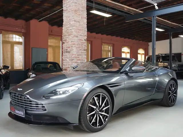 Aston Martin DB11 4.0 V8 Volante 360° neue Inspektion Deutsch