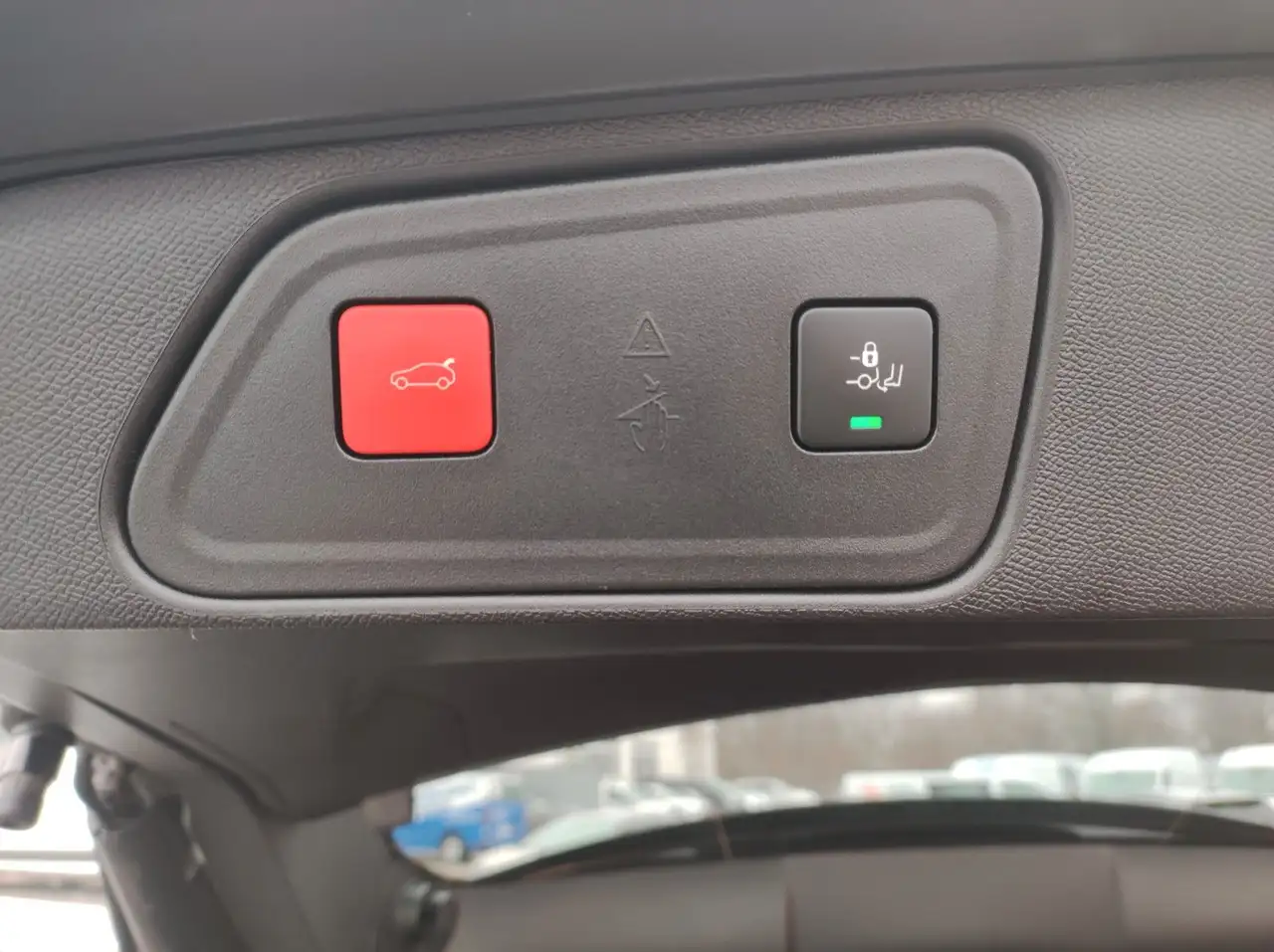 Peugeot 3008 GT Autom AHK ACC LED KeyFree Kamera 37