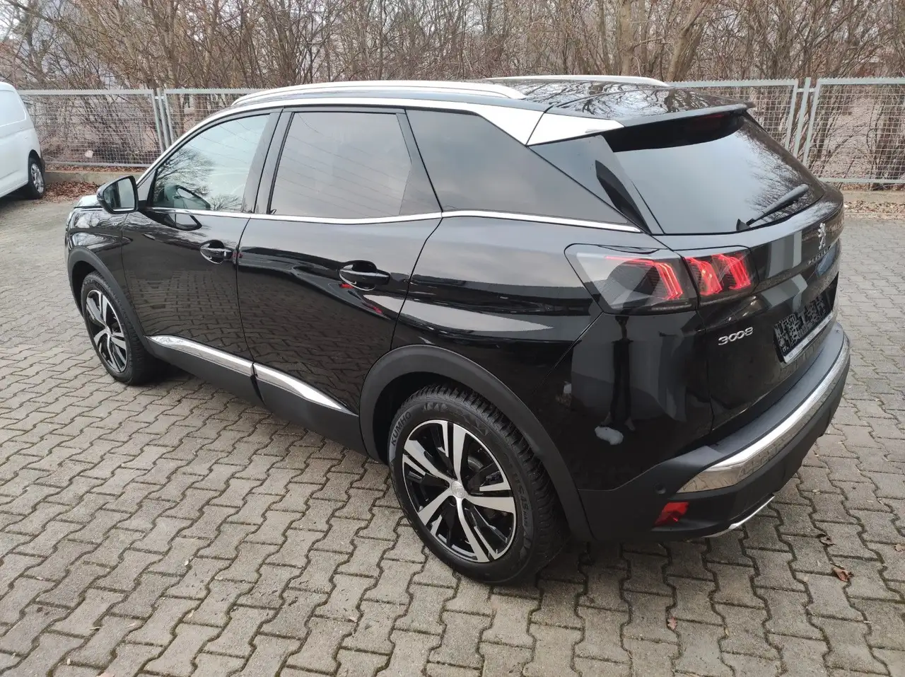 Peugeot 3008 GT Autom AHK ACC LED KeyFree Kamera 3