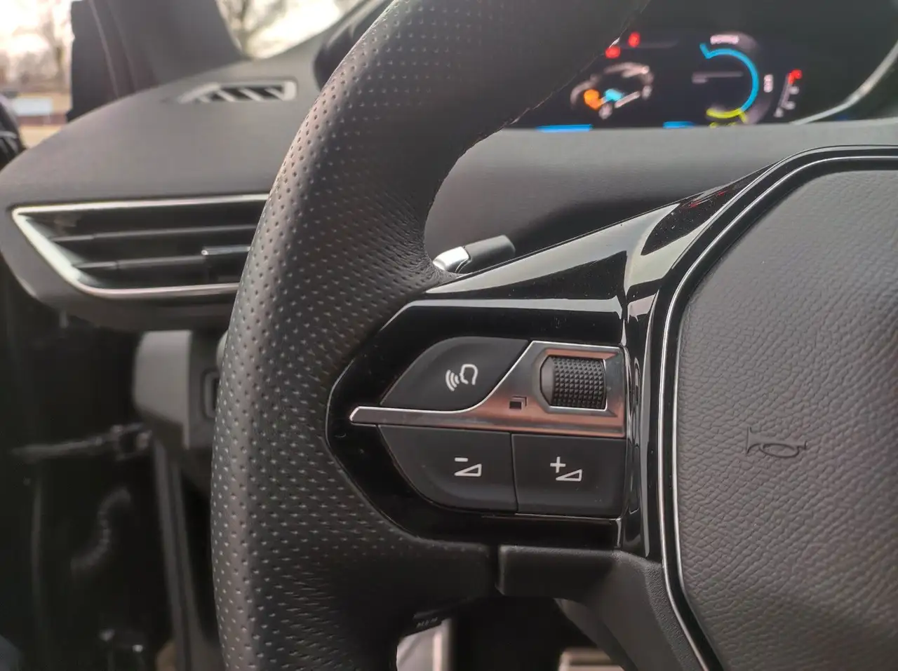 Peugeot 3008 GT Autom AHK ACC LED KeyFree Kamera 13