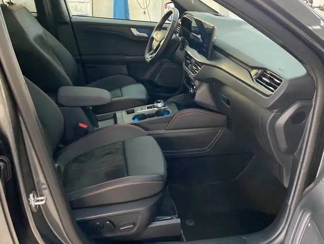 Ford Kuga view 15
