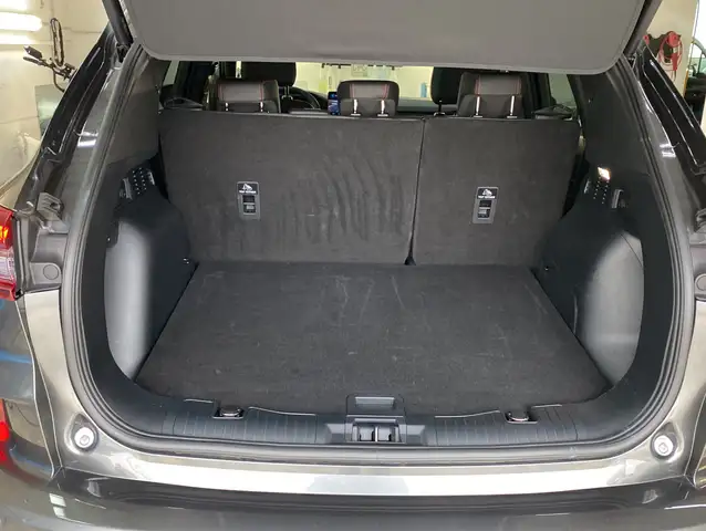 Ford Kuga view 12
