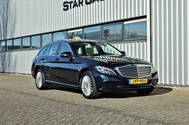 Mercedes-Benz C 400 Estate C 4MATIC Prestige 82914km