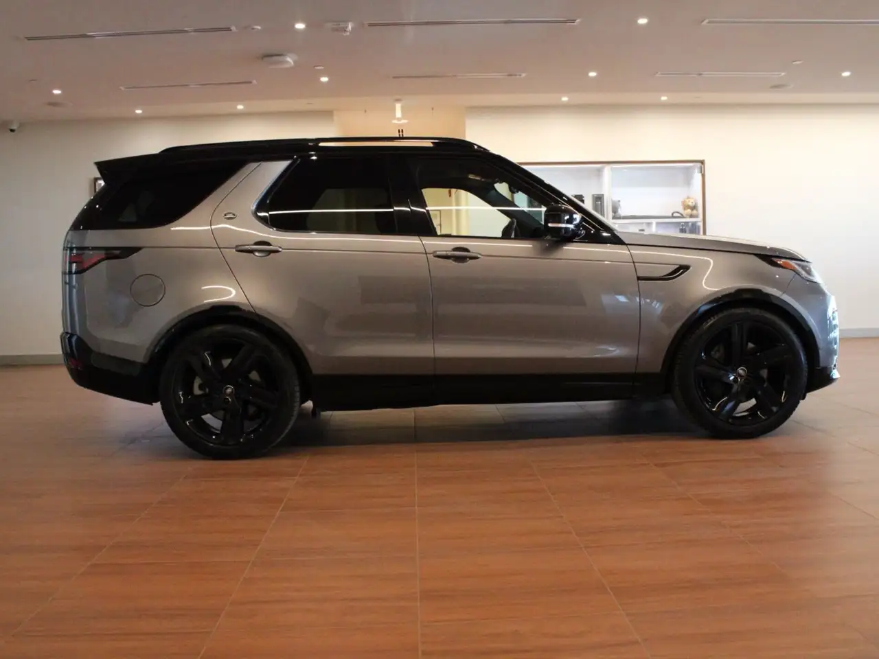 Land Rover Discovery снимка Land Rover Discovery