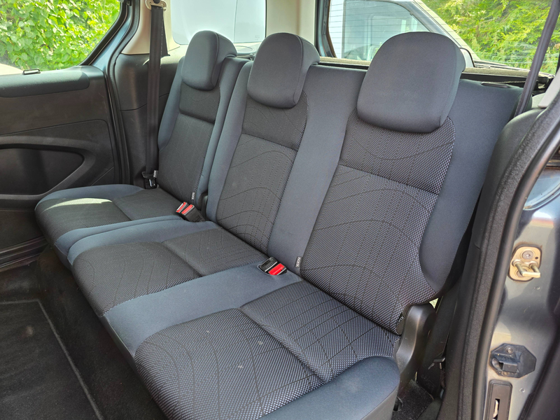 Peugeot Partner Partner Tepee 1.6 HDi X-Line FAP — photo 14