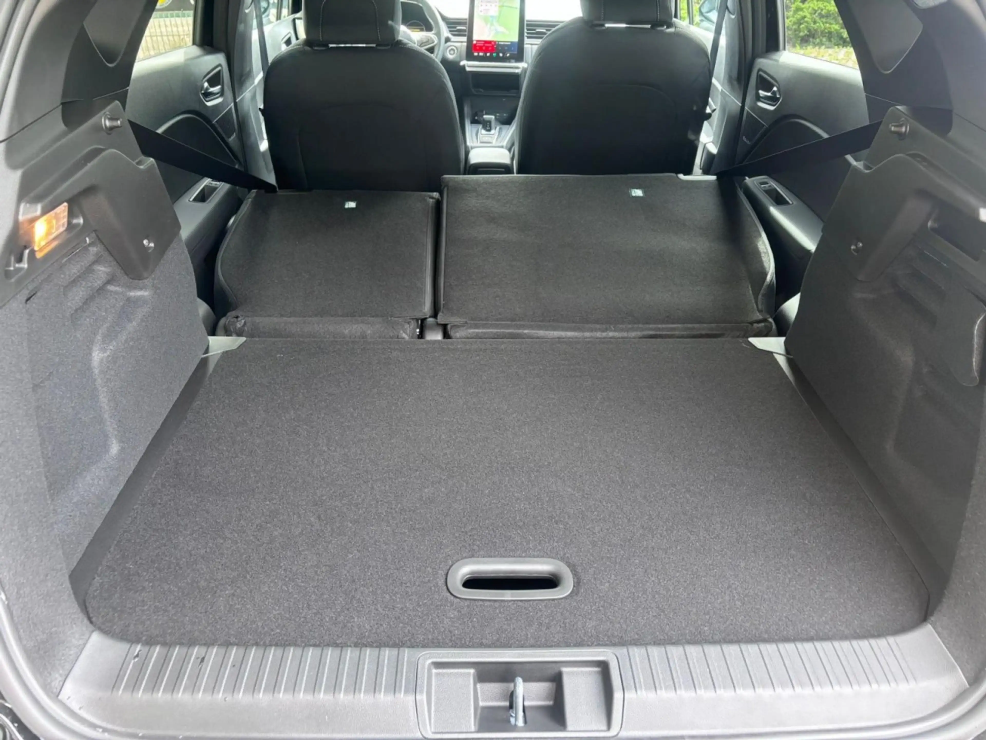 Renault Captur E-TECH Automatik mit Klima Klima Navi — photo 13