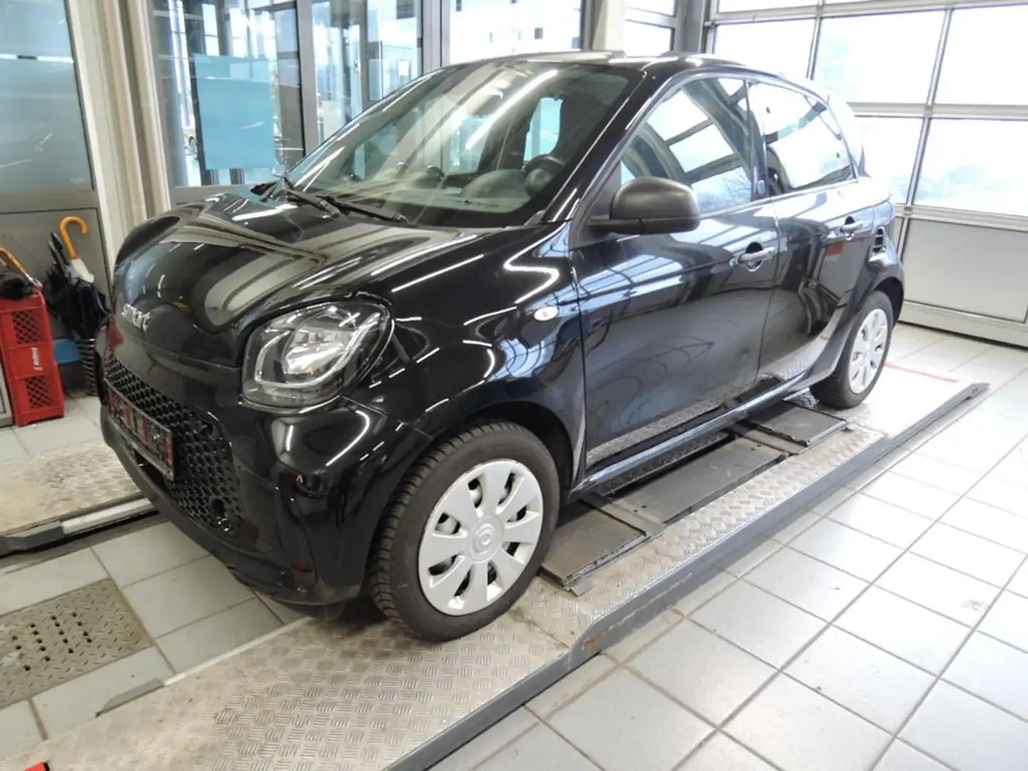 smart forFour EQ Navi+AUT+SHZ Schwarz - 1